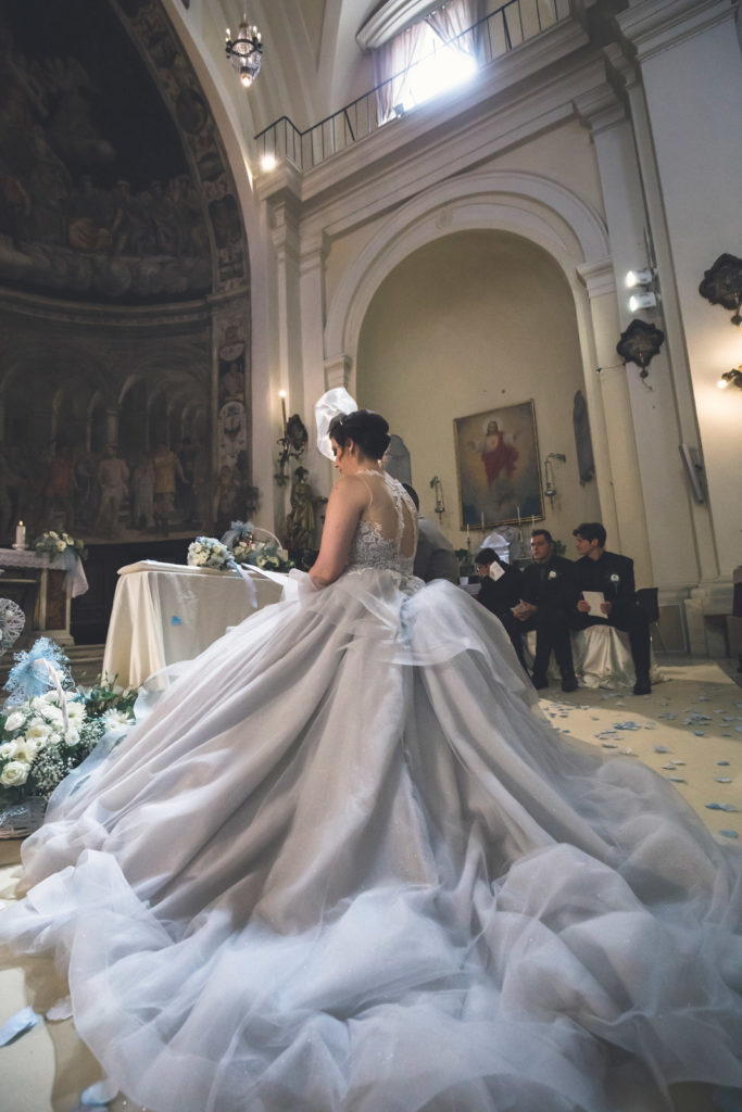 matrimonio a fabrica di roma, foto non in posa, foto spontanee, aldero hotel, luca storri fotografo, reportage, fotografia di matrimonio di reportage, fotografo di matrimonio di viterbo, fotografo di viterbo, raccontare un matrimonio, faleri novi, chiesa di santa maria in falleri, reportage, wedding reportage, sposarsi nella tuscia, sposarsi a fabrica di roma, viterbo, tuscia, fotografo della tuscia, fotografo nella tuscia, raccontare emozioni, emozioni, attimi, sposarsi, amarsi, matrimonio sposa, sposo, servizio di coppia, servizio prematrimoniale, privilegio, no foto in posa, vestito della sposa