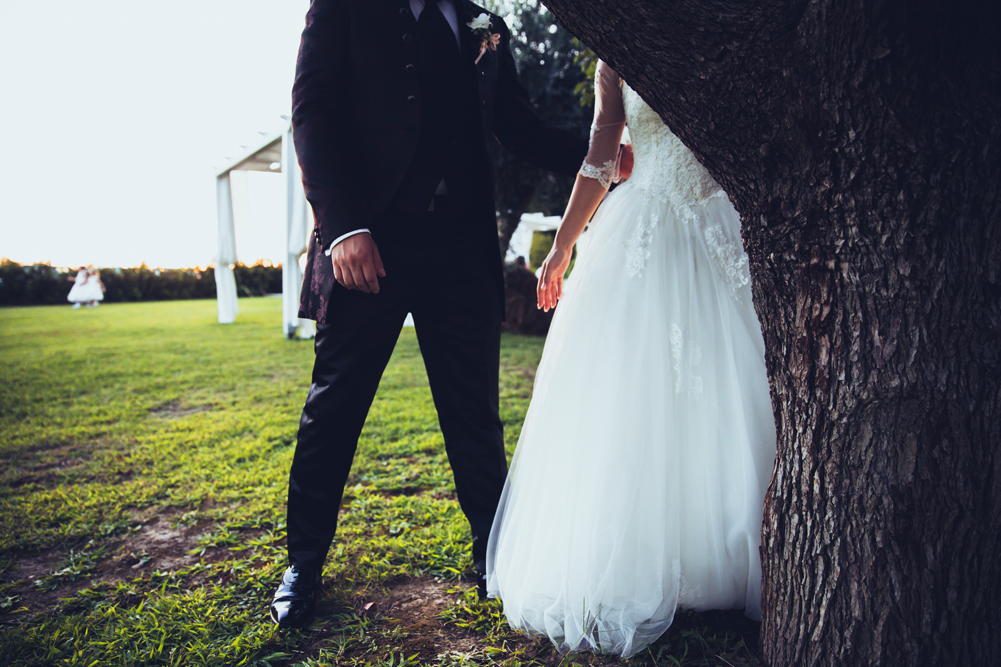 matrimonio a fabrica di roma, matrimonio a villa di veio, matrimonio a cesano, cesano, roma, italia, lazio, viterbo, fabrica di roma, fotografo di reportage, fotografo di viterbo, fotografo di roma, fotografo della tuscia, tuscia, fotografo nella tuscia, luca storri fotografo, abito da cerimonia, abito dello sposo, abito della sposa, tramonto, cassa bis, natura