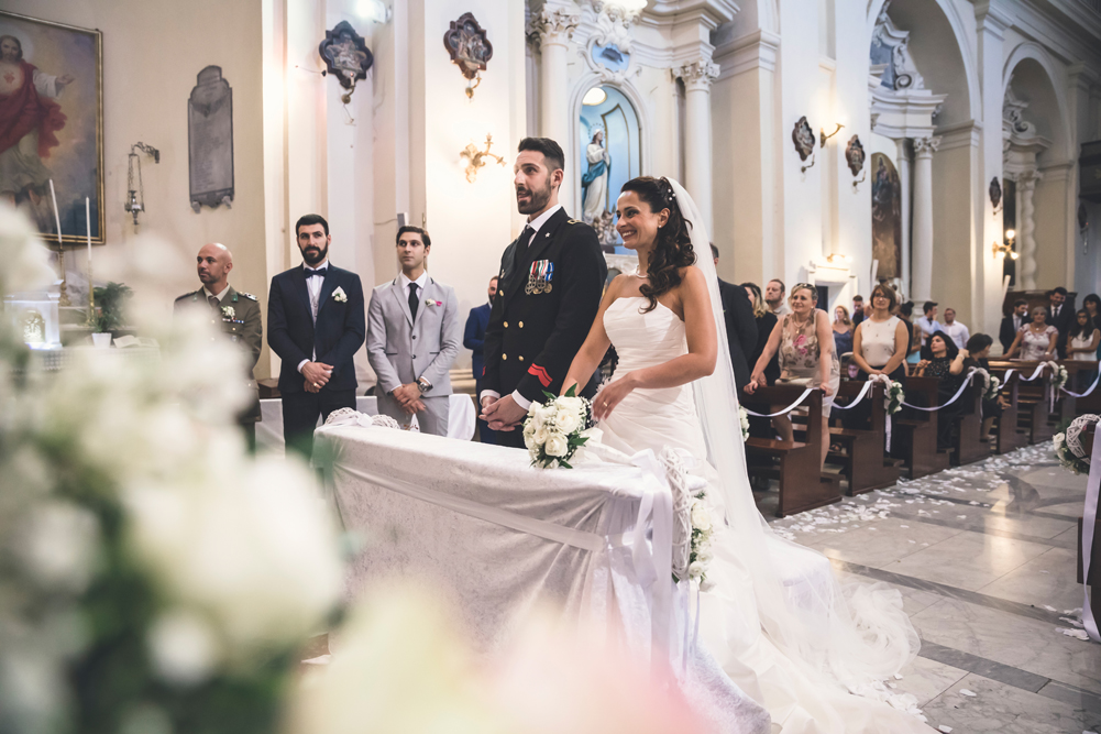 matrimonio a fabrica di roma, matrimonio nella tuscia, fotografo della tuscia, fotografo nella tuscia, fotografo di viterbo, fotografo di roma, agro falisco, luca storri fotografo, no foto in posa, foto nascoste, fotografo di reportage, raccontare momenti, raccontare un matrimonio, essere nel matrimonio