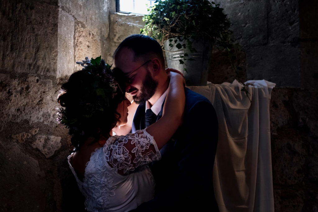 matrimonio abbazia di santa maria in falleri, matrimonio luisa e luigi riccardo, matrimonio fabrica di roma, fotografo di reportage matrimoniale, fotografo di matrimonio, luca storri fotografo, chiesa circestense santa maria in falleri, falerii novi, luce naturale, fotografo emozionale, fotografo empatico, fotografo di matrimonio viterbo, fotografo matrimonio roma, bacio degli sposi, sposarsi nel 2020, rito religioso, arco di giove, matrimonio a settembre, foto non in posa, fotografia di reportage emozionale, fotografia di reportage, reportage fotografico, reportage matrimoniale, vivere il matrimonio, matrimonio, sguardo degli sposi, abbazia cistercense di santa maria in falleri, sguardo degli sposi, destination wedding, sposarsi nella tuscia, agro falisco, momenti intimi, intimità degli sposi, intimità