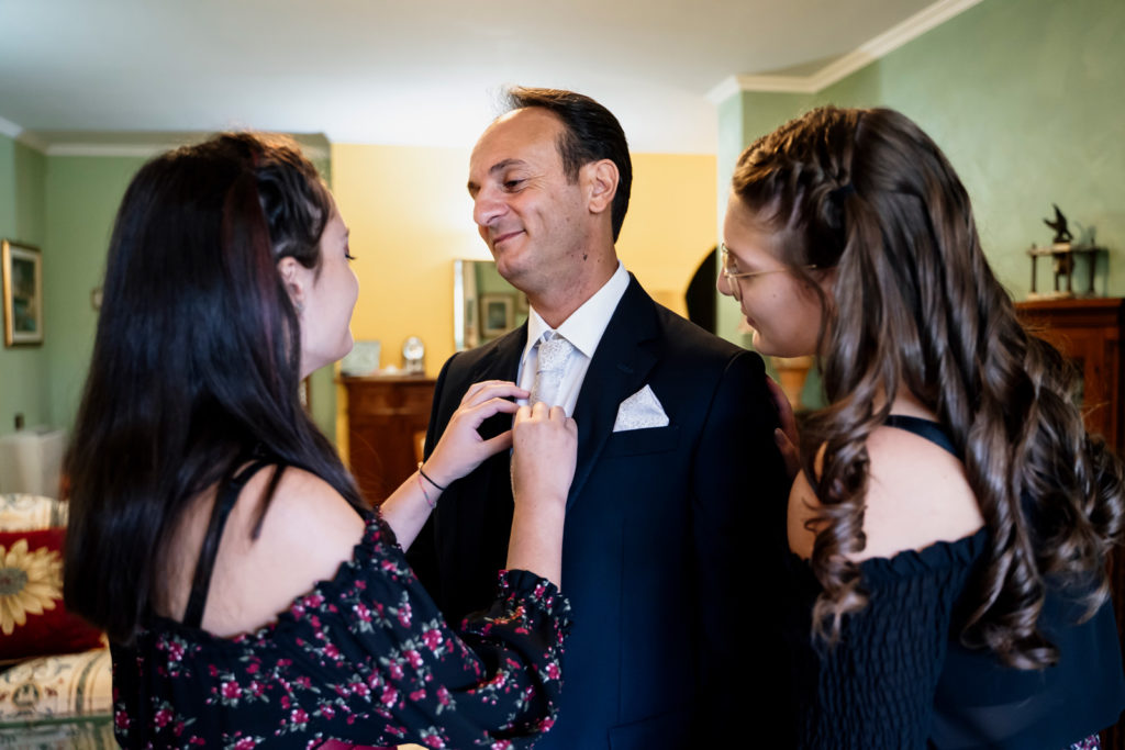 reportage matrimoniale, momento degli sposi, sposarsi al lago, bella venere, ristorante la bella venere, intimità degli sposi, sposarsi, matrimonio, fotografia spontanea, fotografia di reportage, reportage fotografico, fotografo fabrica di roma, fotografo di matrimonio di viterbo, fotografo di matrimonio di roma, sposarsi al tramonto, momenti unici, bacio degli sposi, scambio delle fedi, destination wedding, wedding reportage photography, fotografia di reportage emozionale, fotografia emozionale, emozioni, ballo degli sposi, sguardi degli sposi, sposarsi al lago di vico, lago di vico, gioielli della sposa, vestito della sposa, preparazione sposa, luca storri fotografo, caprarola, sposarsi in natura, no foto in posa, fotografie autentiche, matrimonio autentico, matrimonio spontaneo, matrimonio unico, matrimonio a viterbo, matrimonio a fabrica di roma, matrimonio comune di fabrica di roma, abbraccio degli sposi, brindisi sposi, brindisi amici sposi, torta nuziale, taglio della torta, taglio torta sposi, lancio del bouquet, il germoglio, composizione floreale, abito della sposa